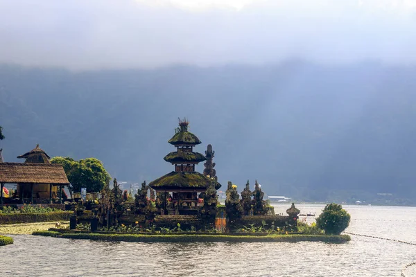 Ulun Danu Beratan Tapınağı Beratan Gölü, Bali