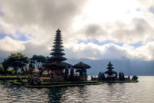 Ulun Danu Beratan Tapınağı Beratan Gölü, Bali