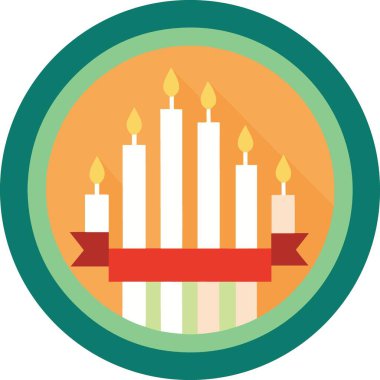 Beyaz arka planda izole edilmiş dekoratif bir dairede yanan mumlarla menorah.