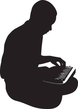 Uzaktan çalışma ve serbest çalışma temaları için ideal bir dizüstü bilgisayarla çalışan çapraz bacaklı bir kişinin siyah siluet vektörü