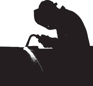 Bir demircinin siyah vektör silueti çekiçle örste çalışıyor. Metal işçiliği, demircilik ve zanaatkar temalı tasarımlar için mükemmel.