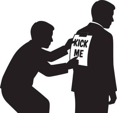 Siyah-beyaz vektör silueti. Eşek şakası olsun diye birinin sırtına KICK ME işareti koyuyor.