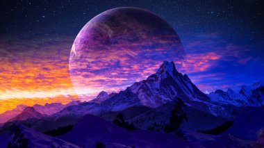 Kar dağının üzerindeki gezegenlerle gün batımı gökyüzü ve yıldızlı gece, masaüstü duvar kağıtları için fantezi manzarası