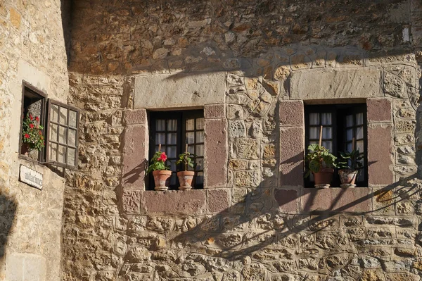 Santillana del Mar, Cantabria, İspanya ve Avrupa 'daki antik cephe