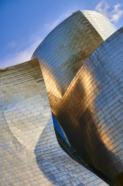 06-09-2021, Guggenheim Müzesi Bilbao, günbatımında titan cephesinin ayrıntıları, modern ve çağdaş sanat müzesi, mimar Frank Gehry, Bilbao, Bask Ülkesi, İspanya
