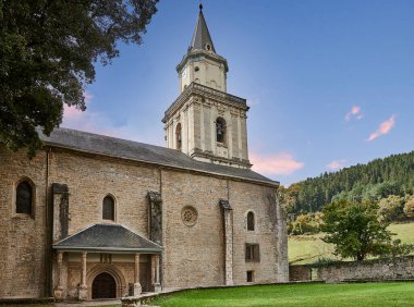 Kilise, Santuario de la Encina, Alava, Artziniega, Bask Ülkesi, İspanya