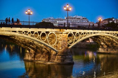 Seville, Endülüs, İspanya, Avrupa. Torre del Oro Altın Kulesi