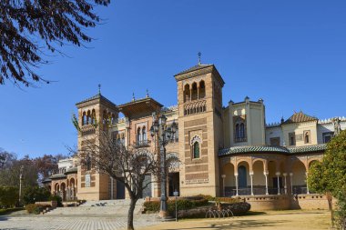 Pabellon Mudejar, Museo Artes y Costumbres Popüler, Parque Maria Luisa, İspanya; Endülüs; Sevilla;
