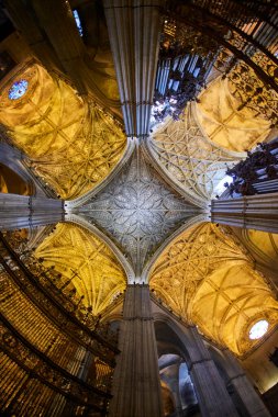 Seville, Endülüs, İspanya, Avrupa. Sevilla Katedrali 'nin iç manzarası