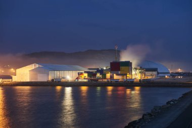 Akşamları Bilbao Limanı, Biscay, Bask Ülkesi, Euskadi, İspanya, Avrupa