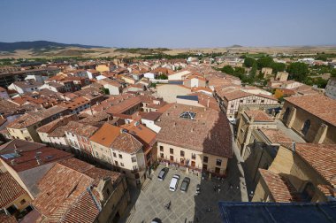Santo Domingo de la Calzada 'nın gökyüzü manzarası, La Rioja, İspanya, Avrupa' dan