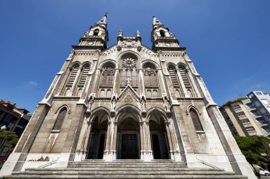 Canterbury Santo Tomas Kilisesi, Plaza del Carbayo, Aviles, Asturias, İspanya, Avrupa