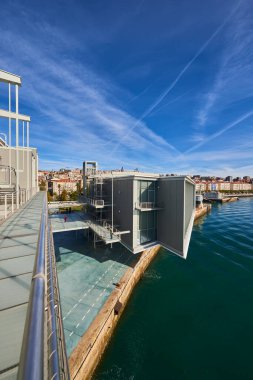 Botin Center Müzesi Sanat ve Kültür. Botin Vakfı, mimar Renzo Piano. Santander, Cantabria Denizi, Cantabria, İspanya, Avrupa