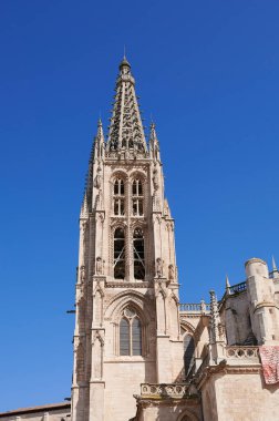 Burgos Katedrali 'nin dış görünüşü