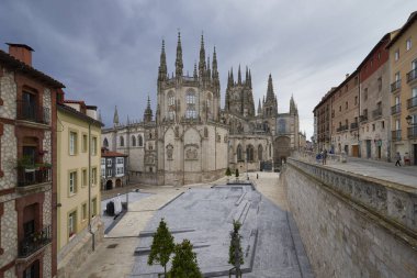 Burgos Kastilya Katedrali 'nin dış görünüşü ve Leon, İspanya