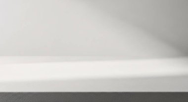 Katmanlı yatay bantlar ve yumuşak gradyan içeren asgari gri ölçekli soyut resim