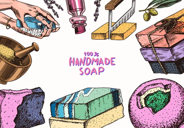 Schaumbad-Seifenset vorhanden. Händewaschen im Vintage-Stil. Hausgemachte Verpackungen. Schaumstoffherstellung. Bio-Kosmetik, natürlicher Schaum. Zeichnete eine einfarbig gravierte Skizze für das Kuraufkleber oder das Banner. — Stockvektor