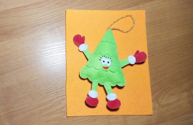 Yeşil dans eden Noel ağacı, zanaat, oyuncak, kesilecek parçalar