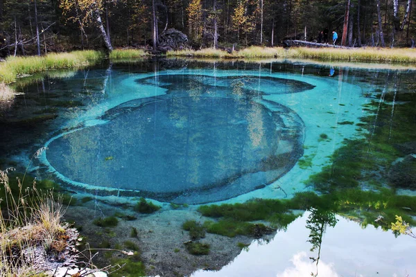 Lago Geyser Lago Turquesa Gorny Altai Rússia Foto Fundo Para — Fotografia de Stock