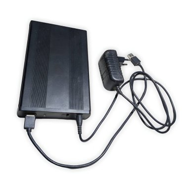 Siyah harici sabit disk, gri beyaz arkaplan