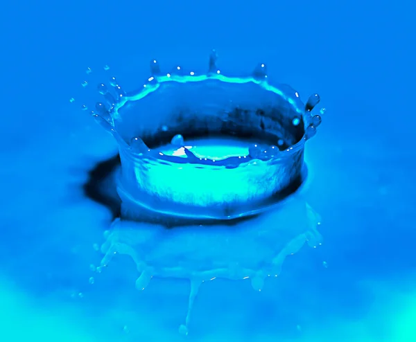 Barevně Zelená Kapka Vodě Vyfocena Pohybu Inkoust Vířící Vodě — Stock fotografie