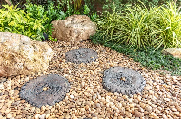 Rock Garden Gardener Backyard Design Element — Stock Photo, Image