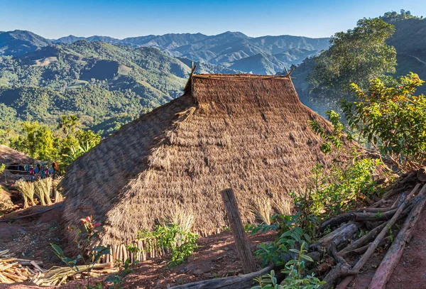 Hill Törzs Falu Nádfedél Thaiföldön — Stock Fotó