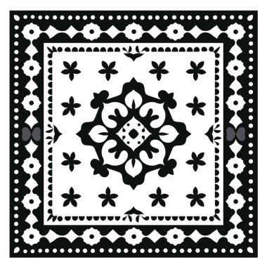 Kare bir çerçeve simetrik bir çiçek deseni gösterir. Siyah, beyaz arka planı süslüyor. Noktalar ve deniz taraklarıyla süslü bir kenar etrafını sarıyor..