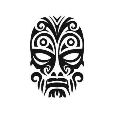 Siyah beyaz bir resimde kabile tarzı bir maske var. Maskenin girdapları ve dairesel gözleri olan simetrik bir tasarımı var..