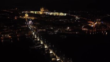 Prag Şehri 'nin Gece Işıkları