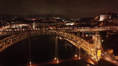 Portekiz, Gece Porto Köprüsü