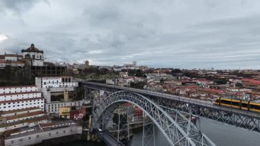 Portekiz, Porto Köprüsü Görünümü