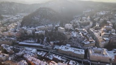 Çek Cumhuriyeti, Karlovy Vary Üzerine Gün Batımı Hava Görüntüsü