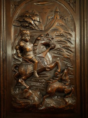 PORTO, PORTUGAL - 10 Ocak 2026: Porto 'daki Tarihi Müze' de bir atlının ahşap oyması.