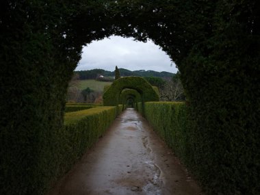 Kemerli çit labirenti, Portekiz