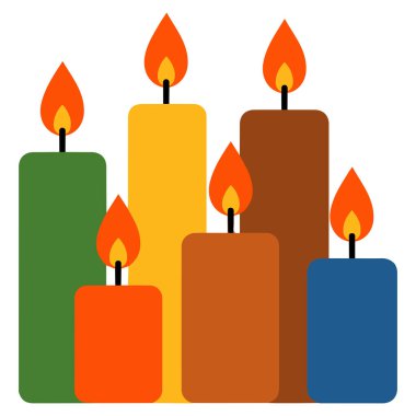 Beyaz zemin üzerinde izole edilmiş, ateş ışığında romantik atmosferi olan bir dizi uzun renkli mum.