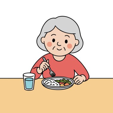  Yaşlı kadın lezzetli bir yemeğin tadını çıkarıyor ve gülümsüyor.