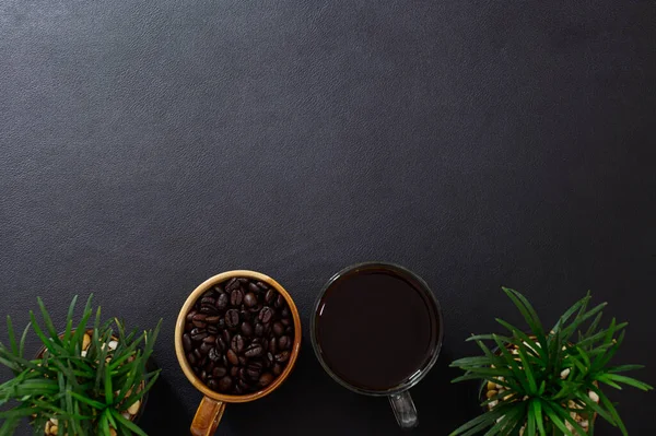 Office Desk Mug Coffee Coffee Beans Top View — Stock Photo, Image