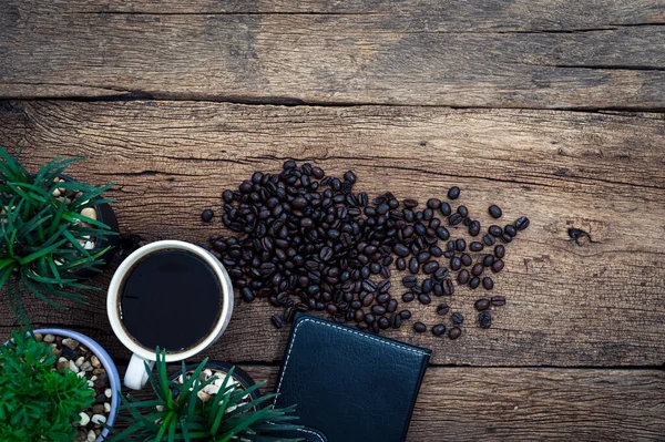 Mesas Trabalho Cadernos Artigos Papelaria Café Estão Acima Vista — Fotografia de Stock