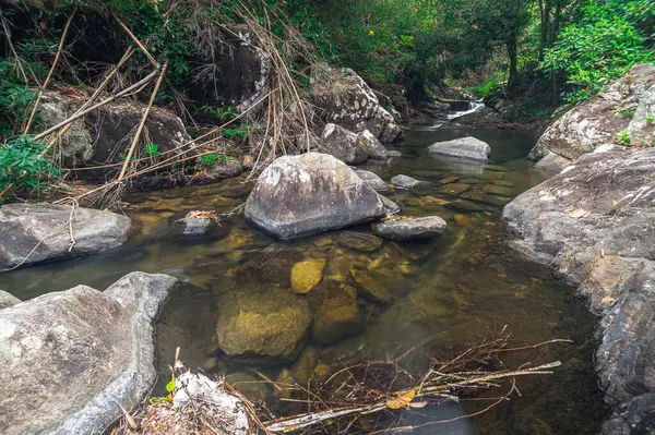 Concepto Viaje Khao Chamao Parque Nacional Cascada Amor Naturaleza — Foto de Stock