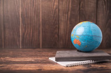 Dünya Çevre Günü. Dünyayı sev.