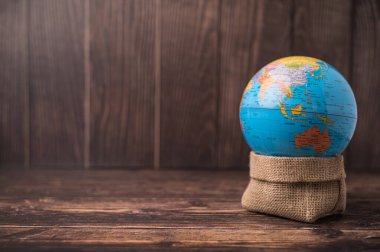 Dünya Çevre Günü. Dünyayı sev.