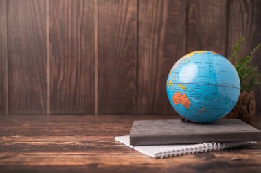 Dünya Çevre Günü. Dünyayı sev.