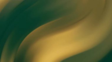 Derin yeşil ve zengin altından oluşan yumuşak dalgalar yumuşak kıvrımlı ve değişken bir etki yaratan soyut bir zemin oluşturur.