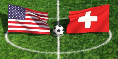 ABD ve İsviçre 'nin ulusal bayrakları maç için top ile yeşil futbol sahasını dalgalandırıyor
