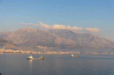 Denizde gün batımı