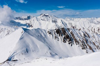 Gudauri Kayak Merkezi, Gürcistan, Karlı Dağ Kış Manzarası