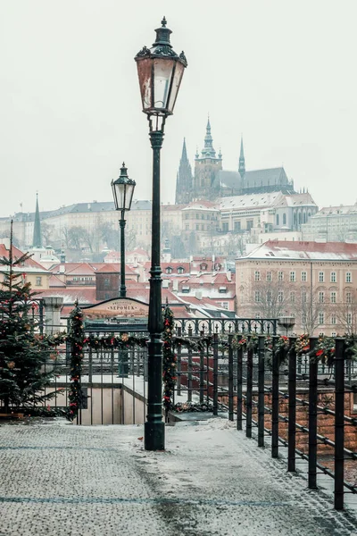 Charles Bridge Uma Ponte Histórica Que Atravessa Rio Vltava Praga — Fotografia de Stock