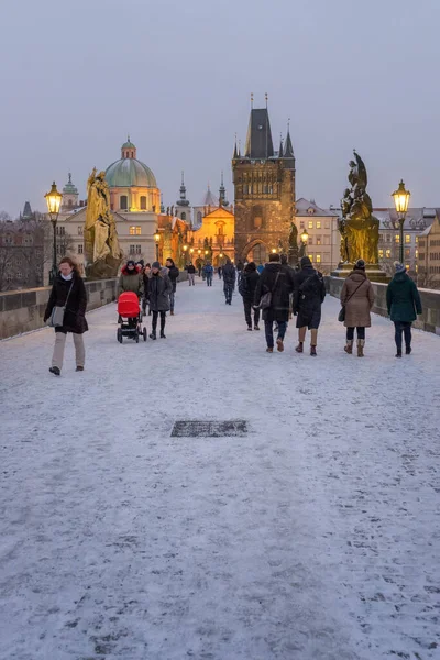 Pont Charles Est Pont Historique Qui Traverse Rivière Vltava Prague — Photo