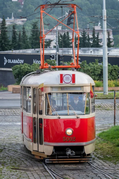 Straßenbahnparade Durch Prag 2021 Anlässlich Des 130 Jahrestages Der Inbetriebnahme — Stockfoto